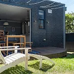 Relaxing Retreat On Earle St, Cremorne Near Attractions